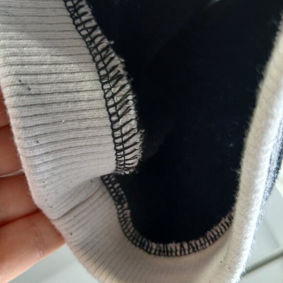 Y2K Vintage Juicy Couture Black & White Cap Sleeves Terry Cloth Tee - Picture 8 of 11